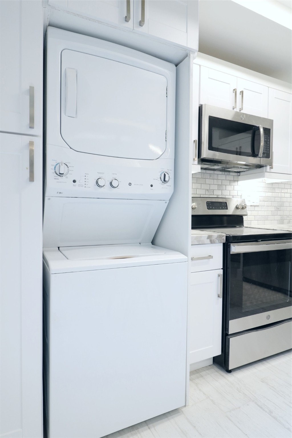 412 Pacific Street, Unit 2G Houston, TX 77006 - Photo 9 of 14