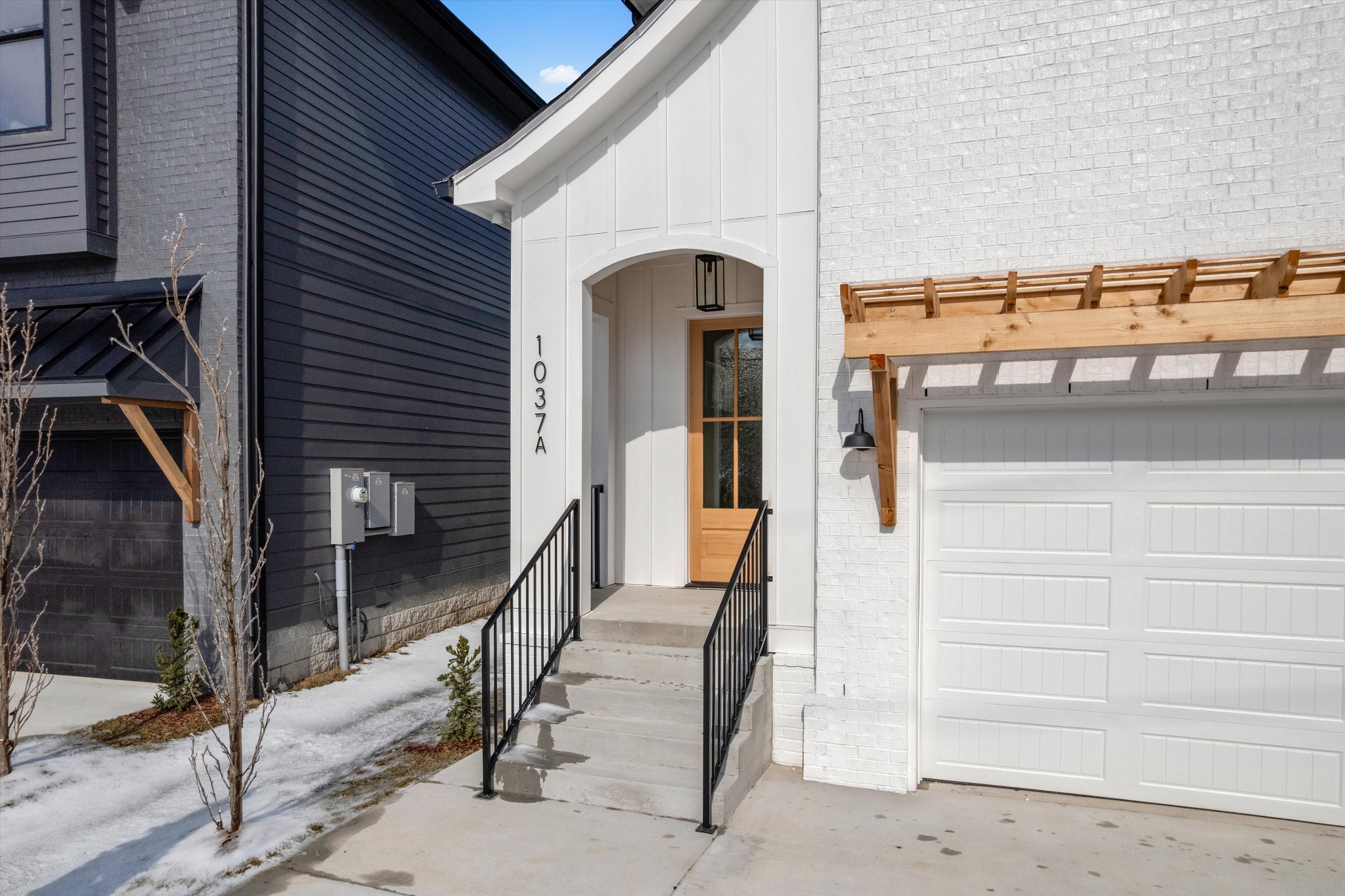 1037 Mitchell Road, Unit A Nashville, TN 37206 - Photo 3 of 3 a view of entryway