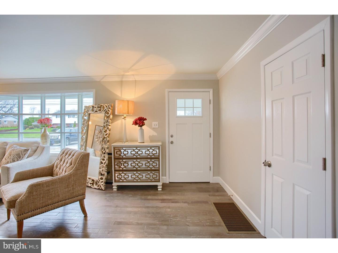 365 Snyder Road Reading, PA 19605 - Photo 3 of 25 Gallery Image 3