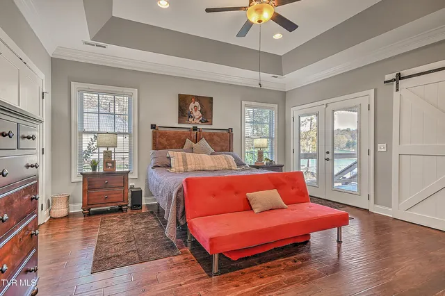 $1,095,000 | 222 Charlie Avenue, Piney Flats, TN 37686