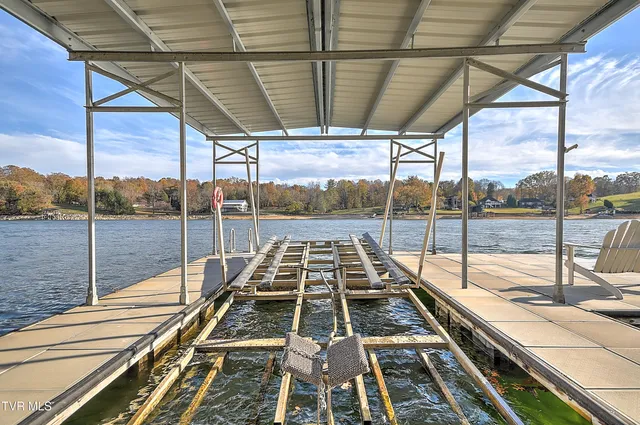 $1,095,000 | 222 Charlie Avenue, Piney Flats, TN 37686