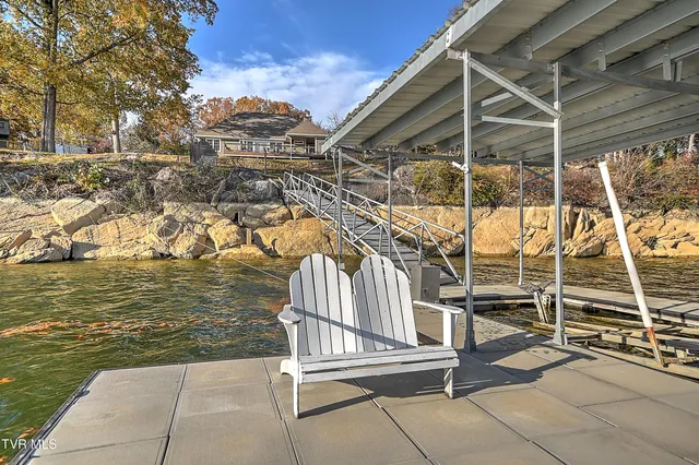 $1,095,000 | 222 Charlie Avenue, Piney Flats, TN 37686