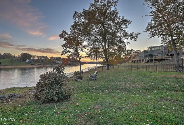 $1,095,000 | 222 Charlie Avenue, Piney Flats, TN 37686
