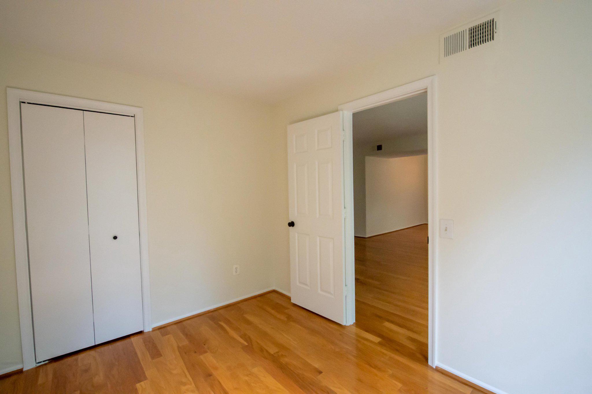120 Fort Evans Road Southeast, Unit C Leesburg, VA 20175 - Photo 23 of 23 Bedroom 3