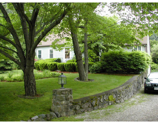 221 Conant Road Westwood, MA 02090 - Photo 1 of 6 Gallery Image 1