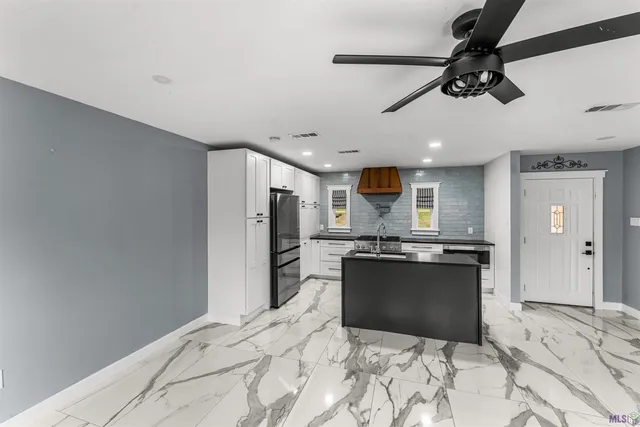 $249,900 | 7962 Hebert Drive, Ethel, LA 70730