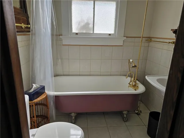 $1,400 | 2839 D'Abadie Street, New Orleans, LA 70119