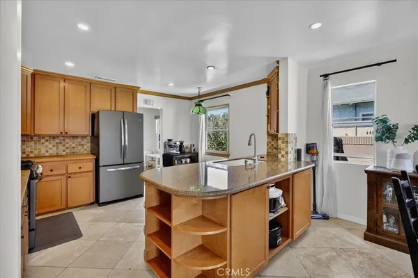 $1,060,000 | 3480 Gardenia Avenue, Long Beach, CA 90807