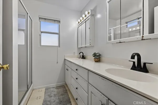 $1,060,000 | 3480 Gardenia Avenue, Long Beach, CA 90807