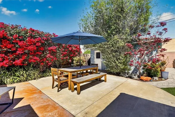 $1,060,000 | 3480 Gardenia Avenue, Long Beach, CA 90807