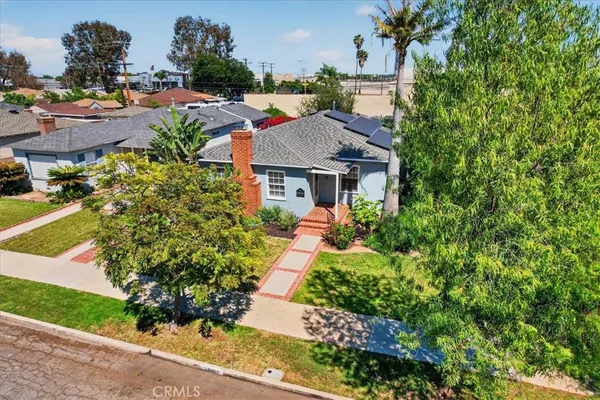 $1,060,000 | 3480 Gardenia Avenue, Long Beach, CA 90807