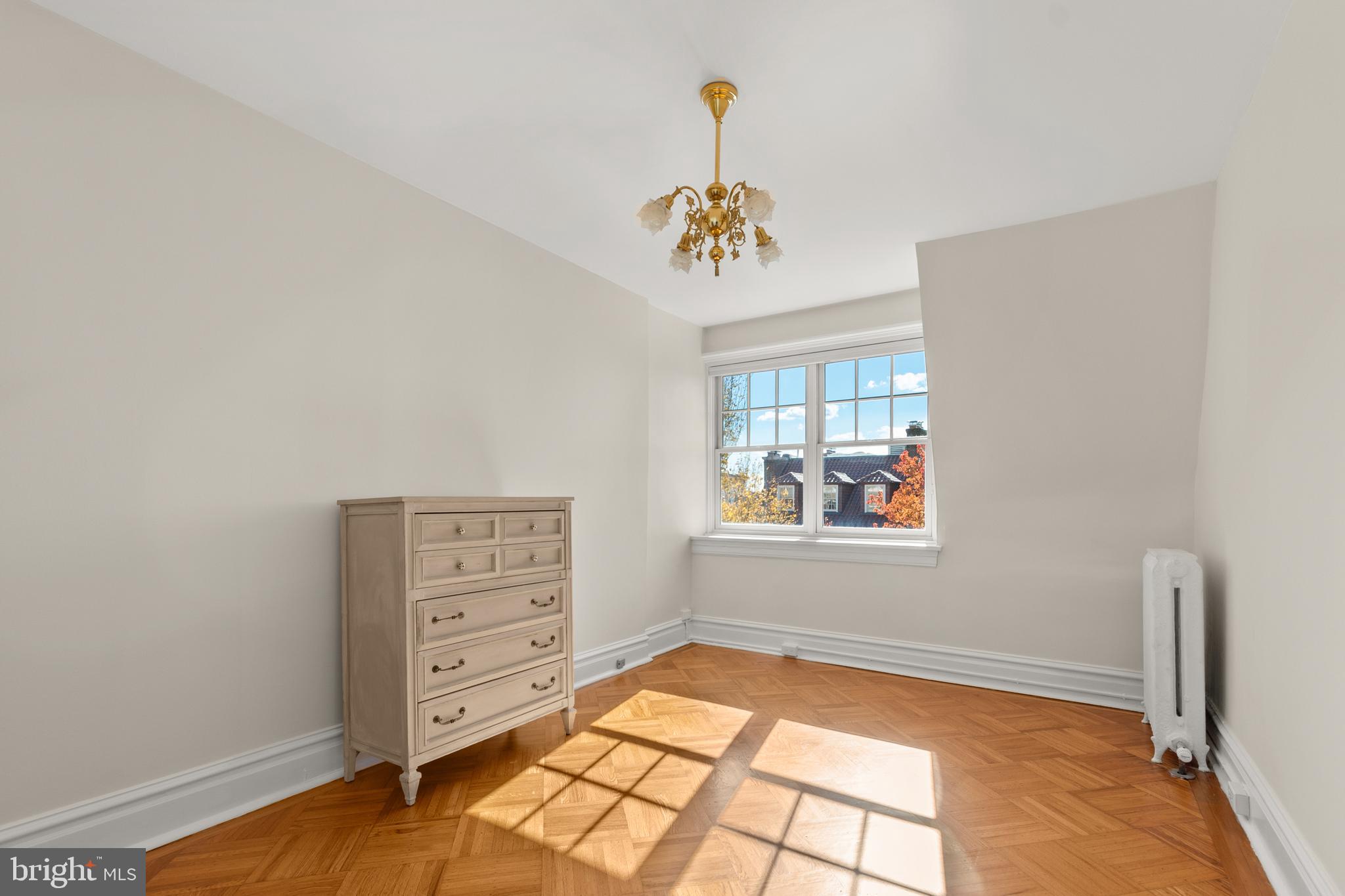 2127 Bancroft Place Northwest Washington, DC 20008 - Photo 21 of 26 Bedroom #2