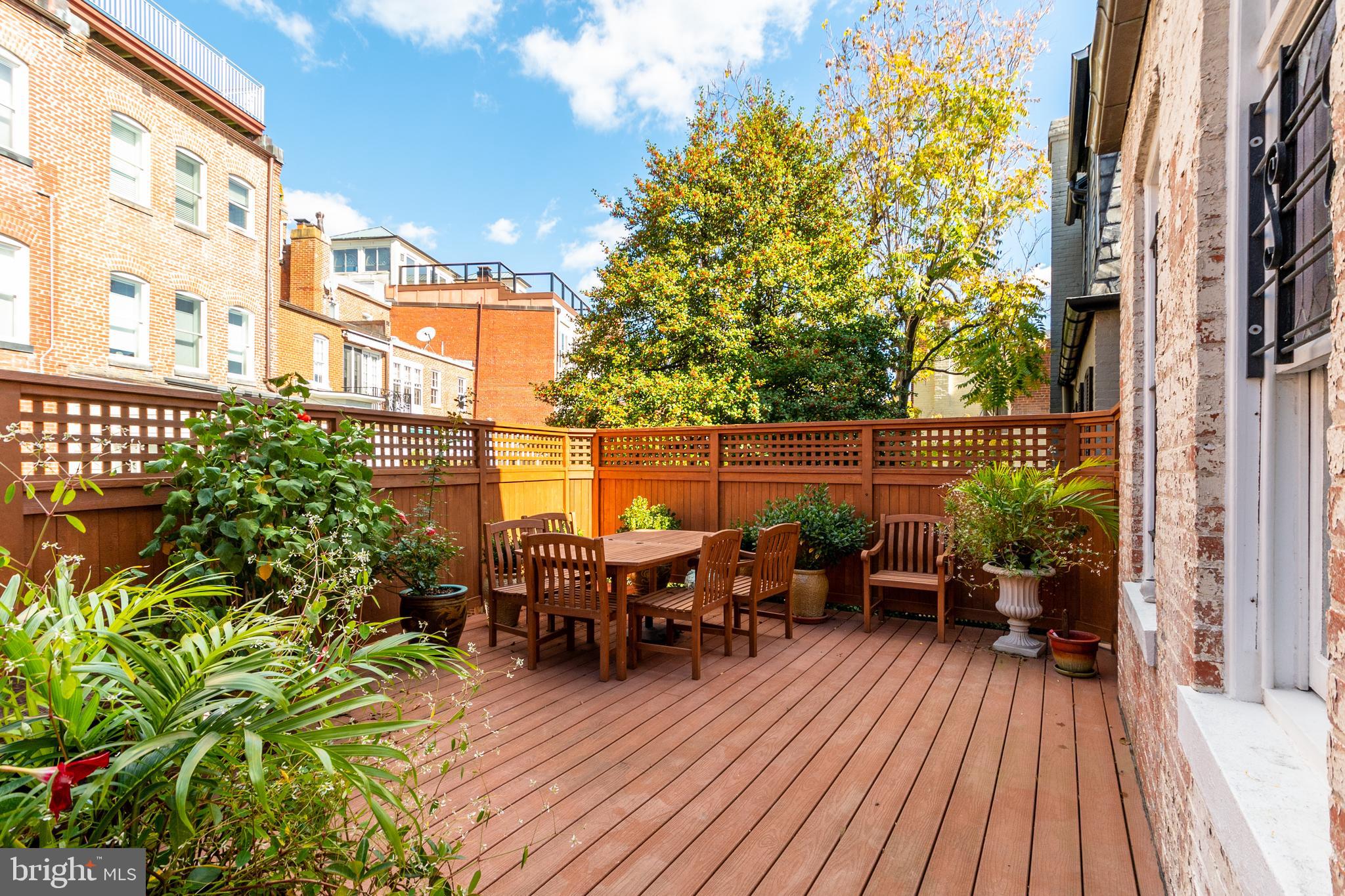 2127 Bancroft Place Northwest Washington, DC 20008 - Photo 26 of 26 Deck