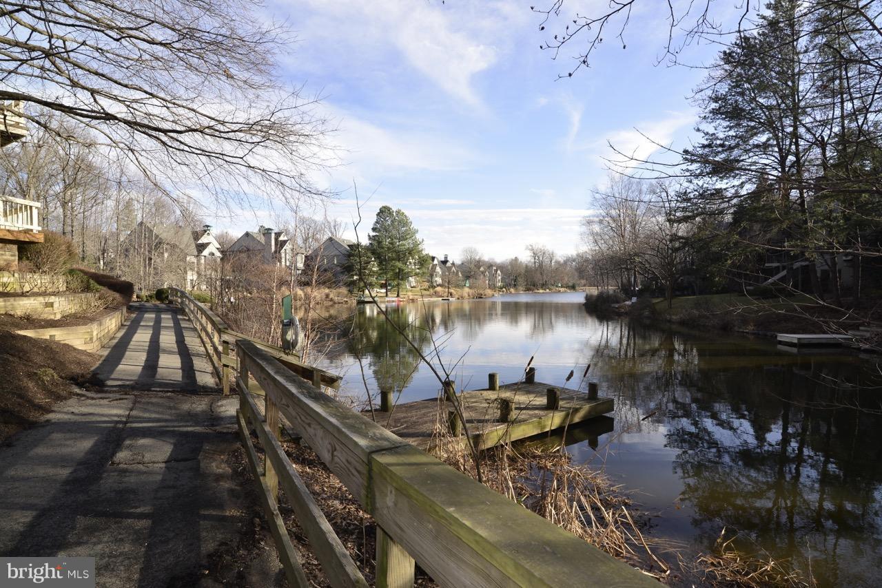 11506 Hemingway Drive Reston, VA 20194 - Photo 28 of 30 Stroll around Lake Newport outside your back door
