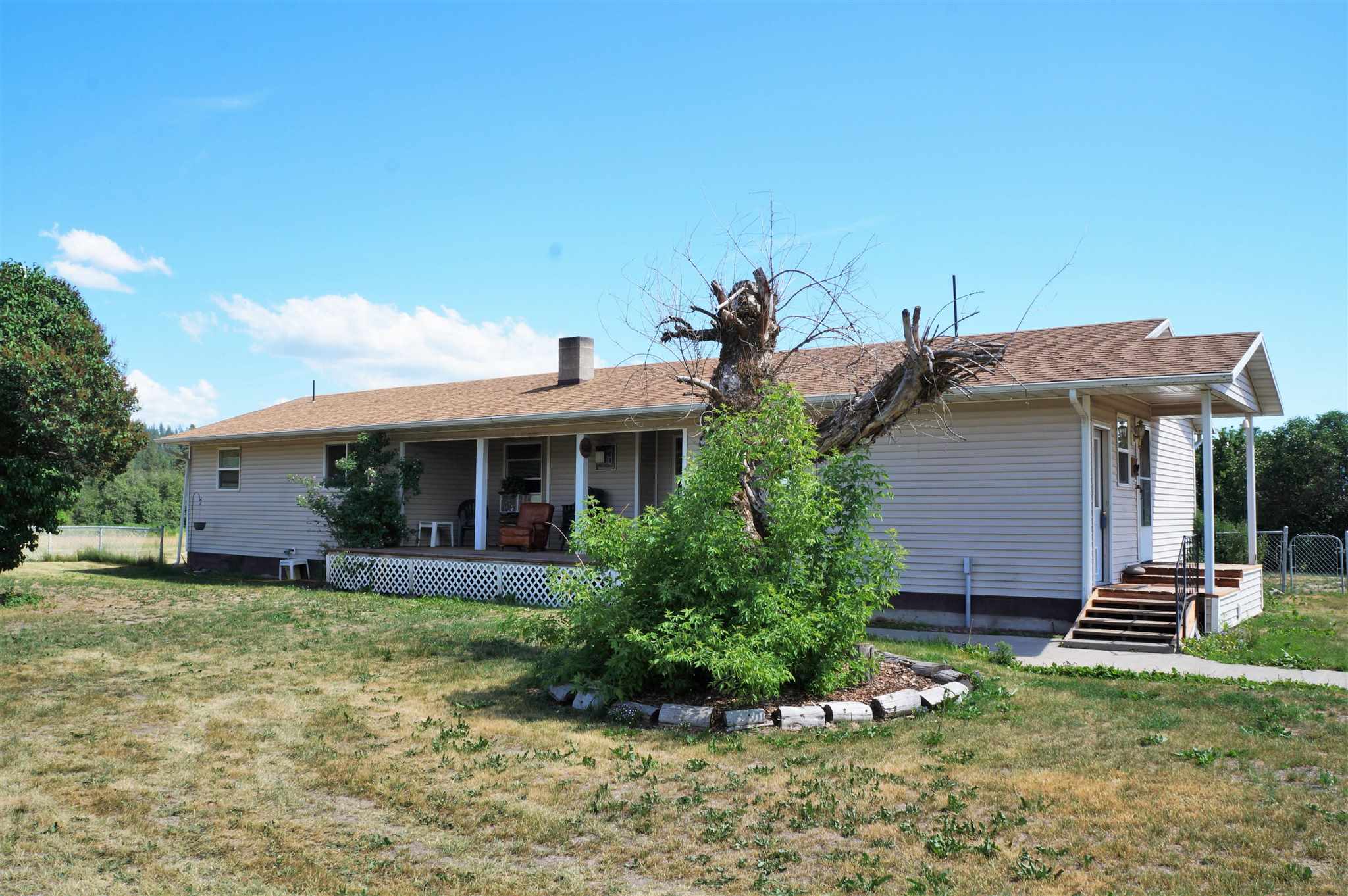 917 State Rte 20 Colville, WA 99114 - Photo 4 of 47