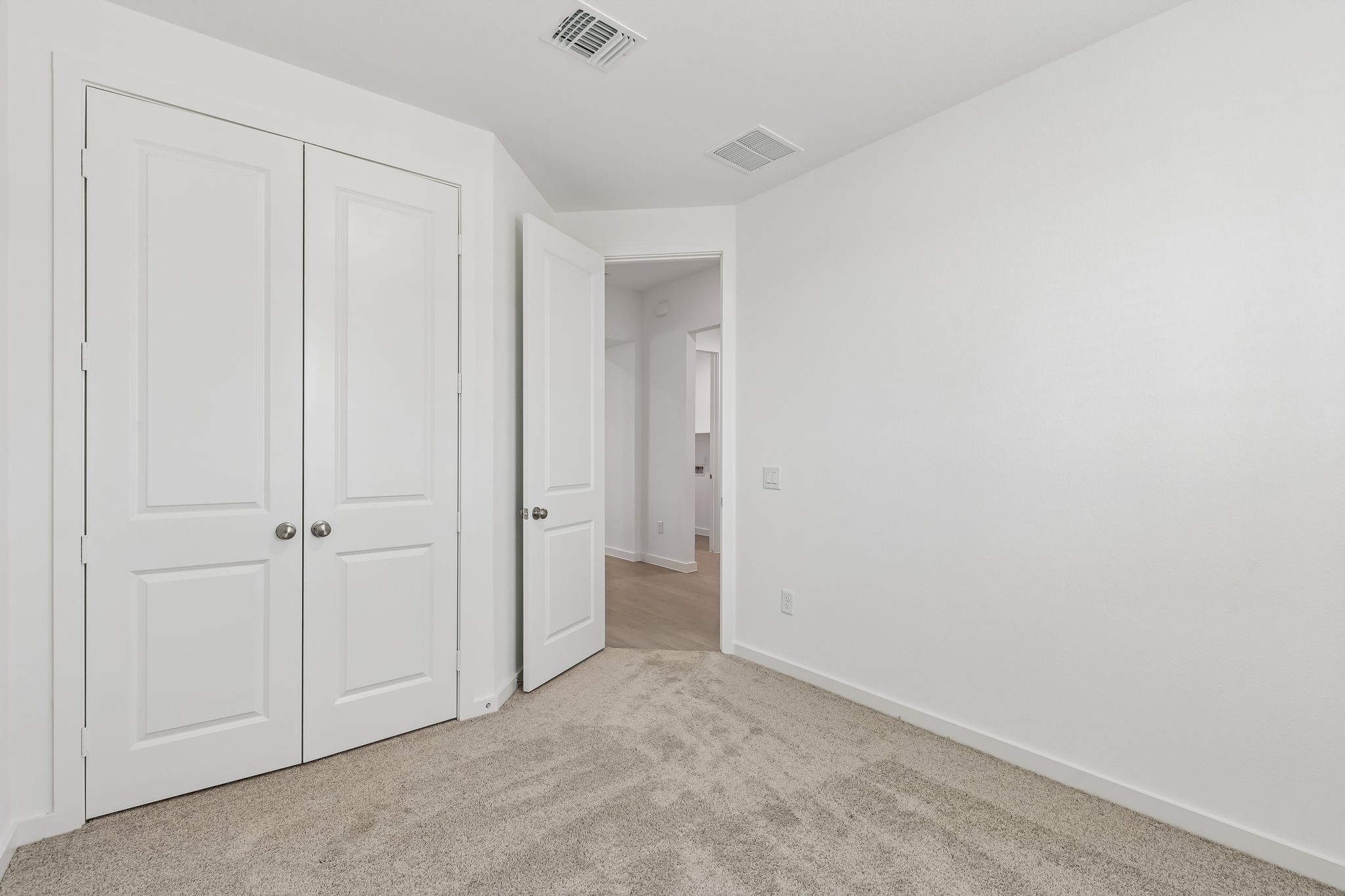 6703 Alejandro Place Cove, TX 77523 - Photo 3 of 30 a view of an empty room