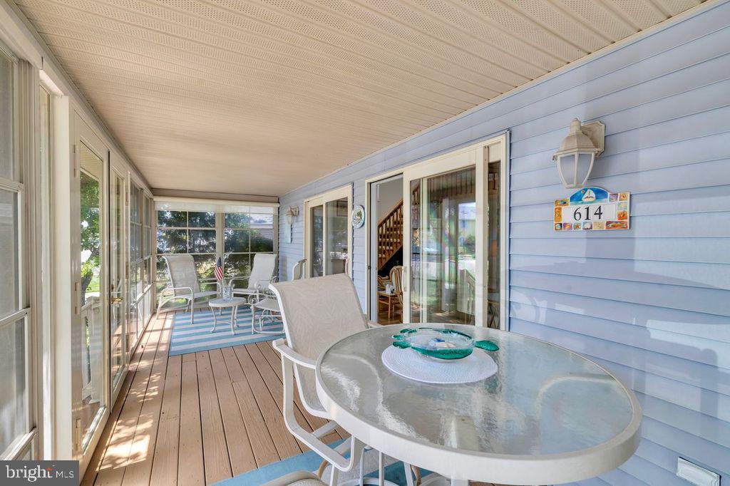 614 South Surf Road Ocean City, MD 21842 - Photo 34 of 58 SUN ROOM VIEW
