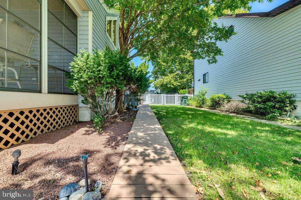 614 South Surf Road Ocean City, MD 21842 - Photo 47 of 58 SIDE YARD