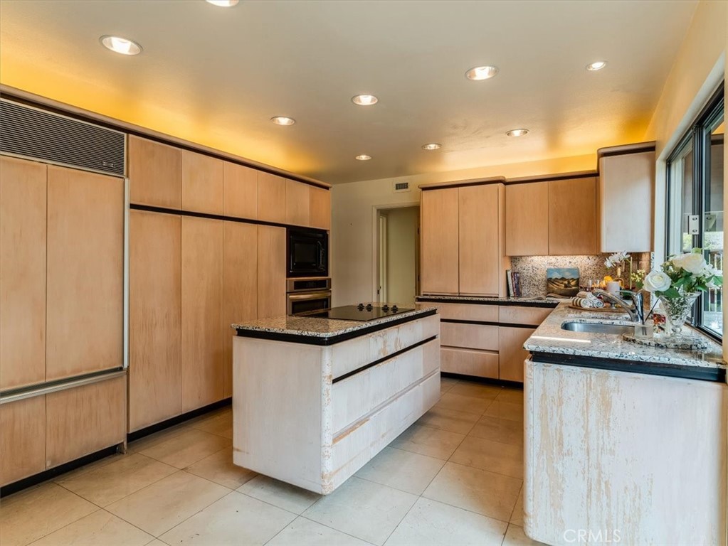 579 St Andrews Way Lompoc, CA 93436 - Photo 13 of 46