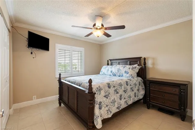$1,650 | 2264 Winkler Avenue, Unit 202, Fort Myers, FL 33901