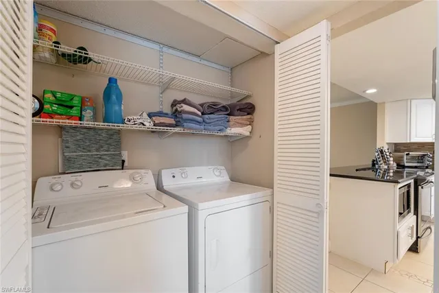 $1,650 | 2264 Winkler Avenue, Unit 202, Fort Myers, FL 33901