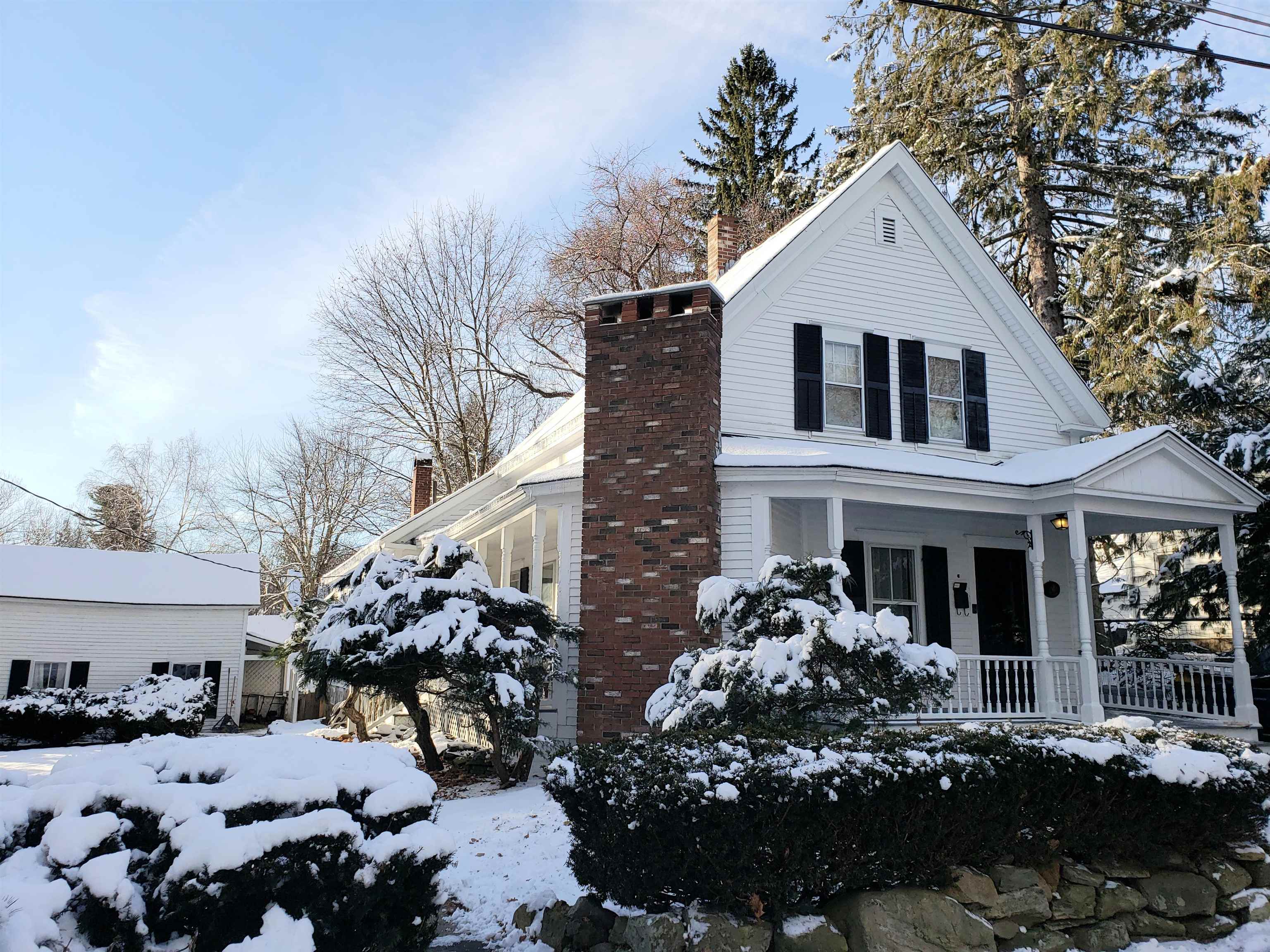 6 Everett Street Derry, NH 03038 - Photo 1 of 40 Gallery Image 1