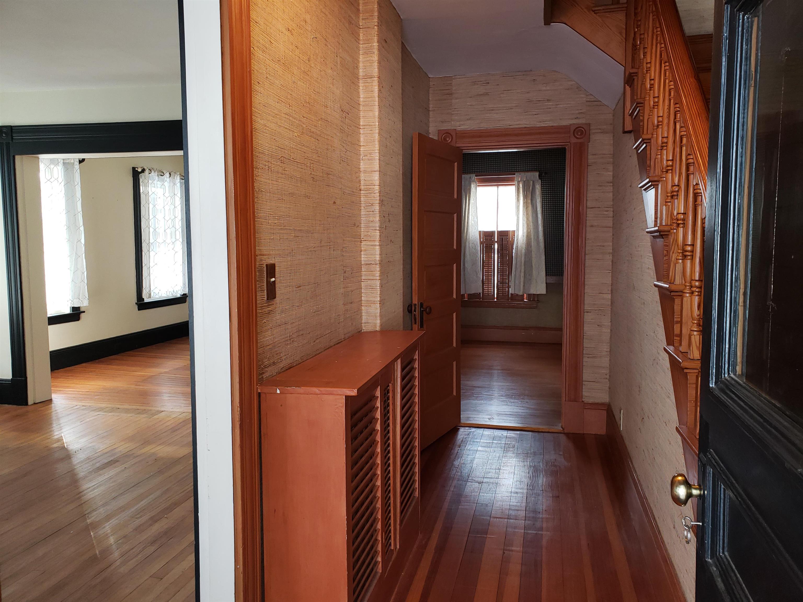 6 Everett Street Derry, NH 03038 - Photo 3 of 40 Gallery Image 3