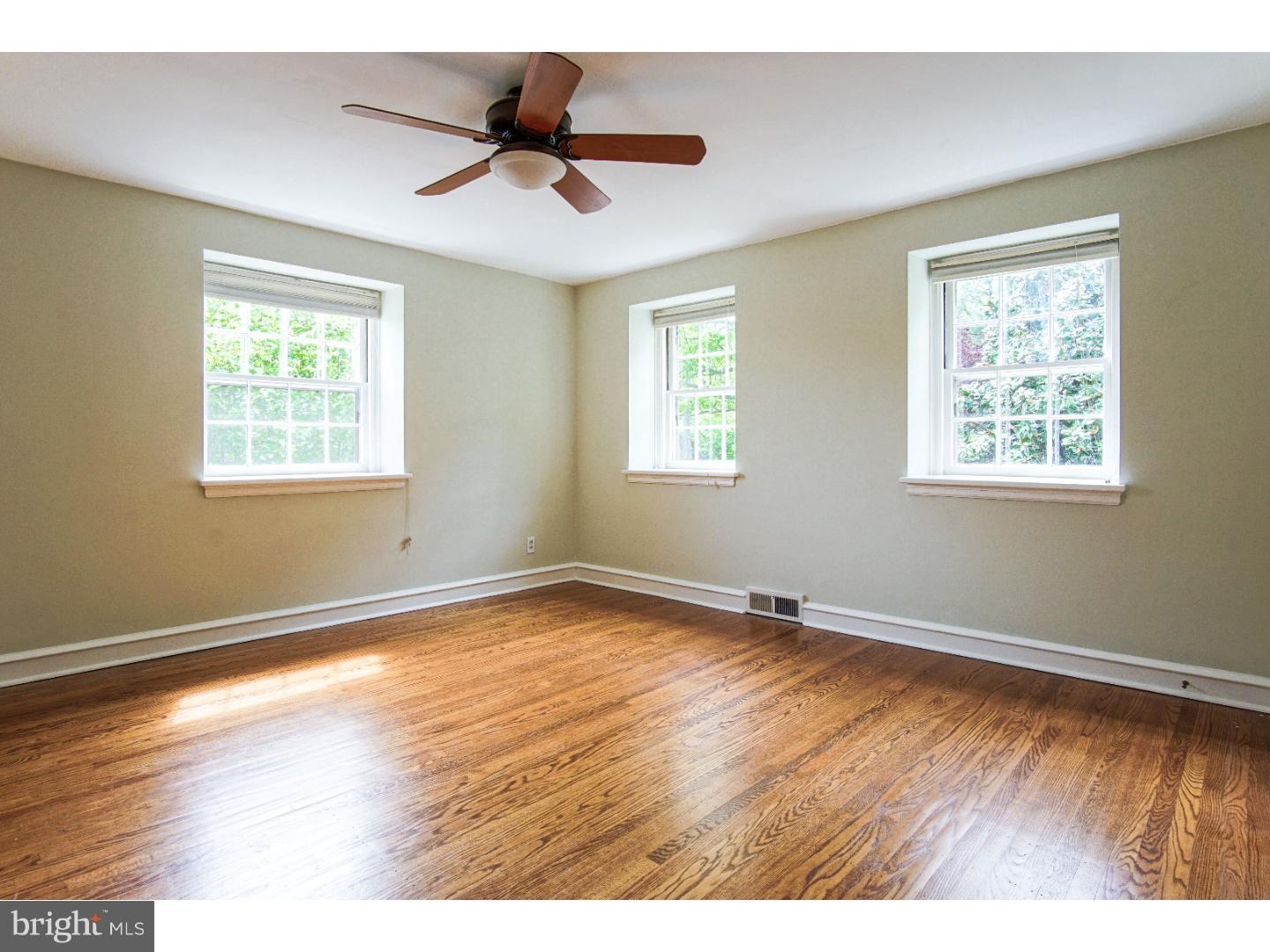 3925 Netherfield Road Philadelphia, PA 19129 - Photo 20 of 25 Gallery Image 20
