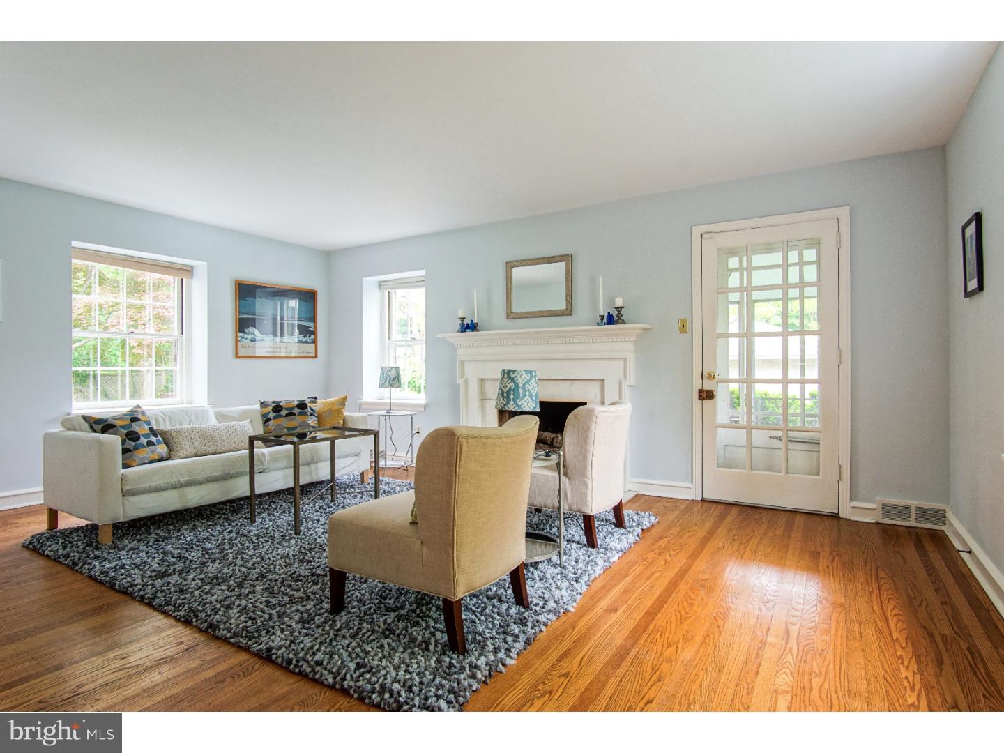 3925 Netherfield Road Philadelphia, PA 19129 - Photo 3 of 25 Gallery Image 3