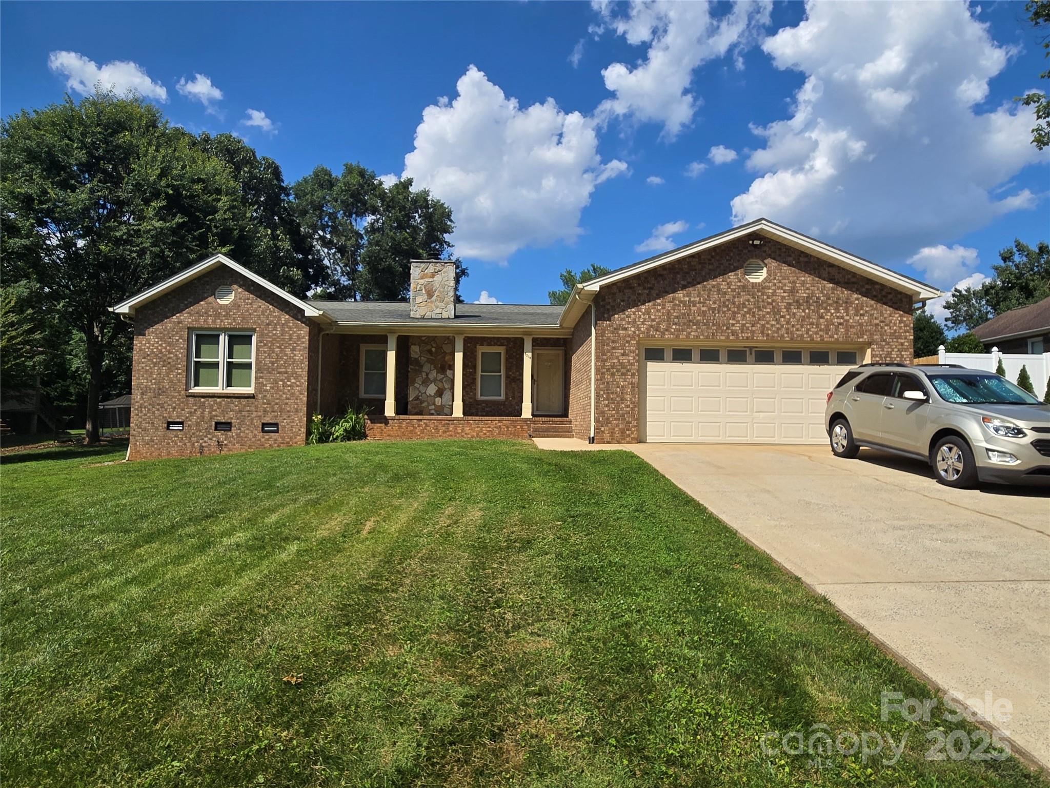5238 Bethel Church Road Hickory, NC 28602 - Photo 1 of 22 a front view of a house with garden