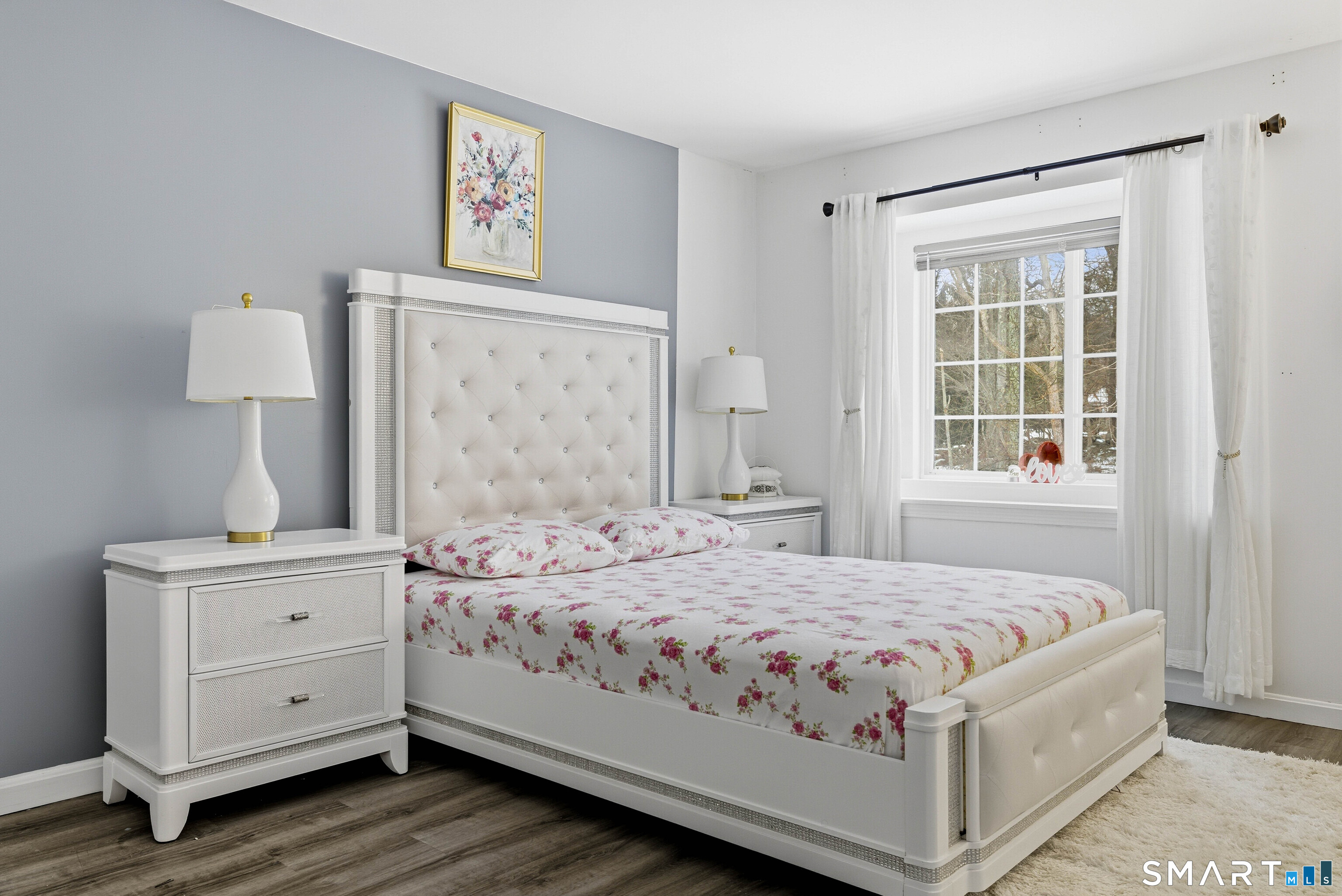 310 Boston Post Road, Unit 76 Waterford, CT 06385 - Photo 21 of 40 a bedroom with a bed and a window