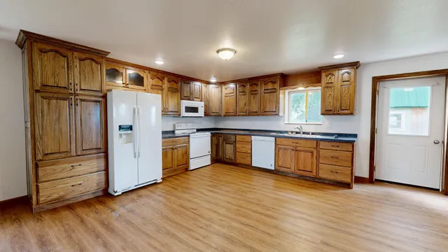 $259,900 | 19439 Co Hwy EE, Richland Center, WI 53581