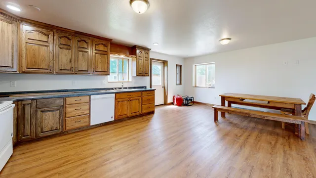 $259,900 | 19439 Co Hwy EE, Richland Center, WI 53581