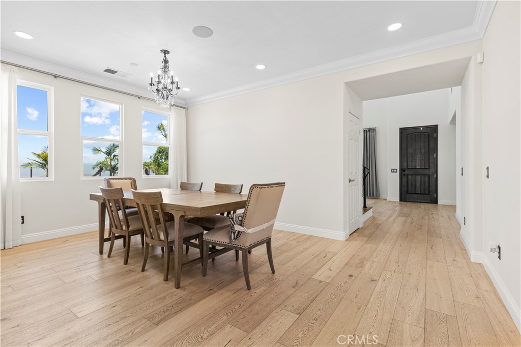 18458 Lakepointe Drive Riverside, CA 92503 - Photo 5 of 53 Gallery Image 5