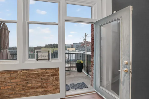 $379,900 | 435 South Front Street, Unit 307, Memphis, TN 38103