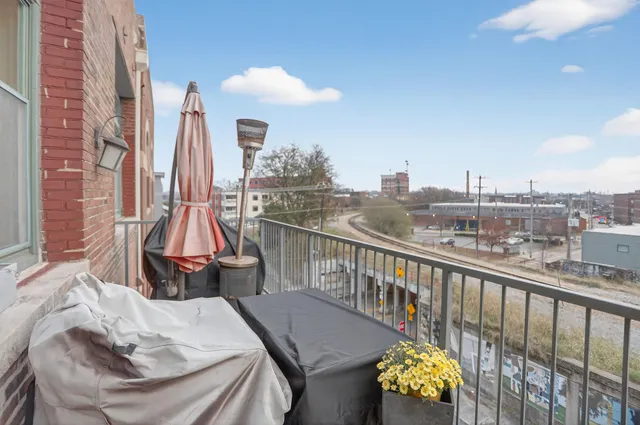 $389,000 | 435 South Front Street, Unit 307, Memphis, TN 38103