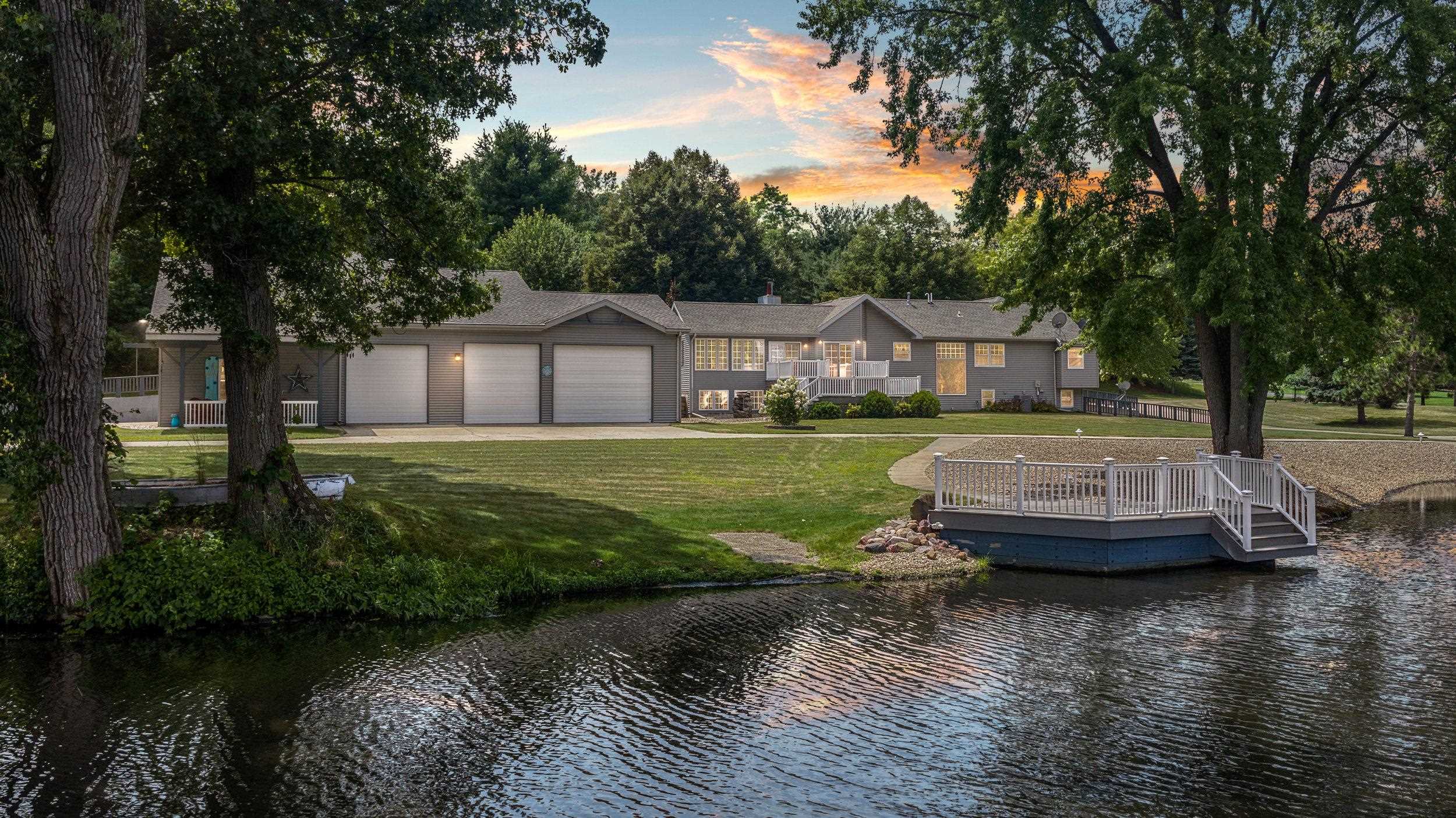 W5308 County Road Rio, WI 53960 - Photo 1 of 90 Gallery Image 1