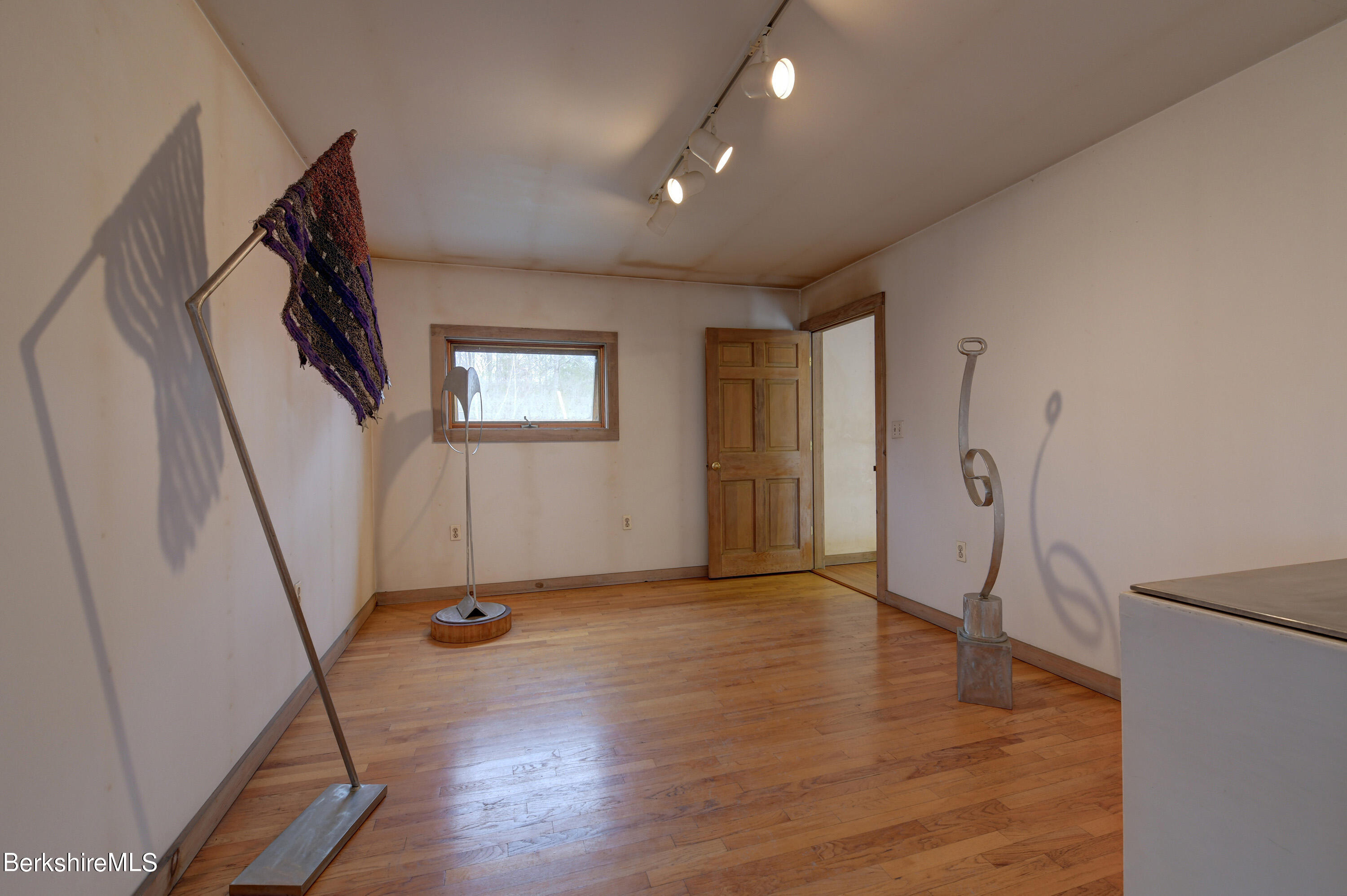 481 Shunpike Road Sheffield, MA 01257 - Photo 29 of 36 82 Workshop Second Floor Exhibit Room Tw