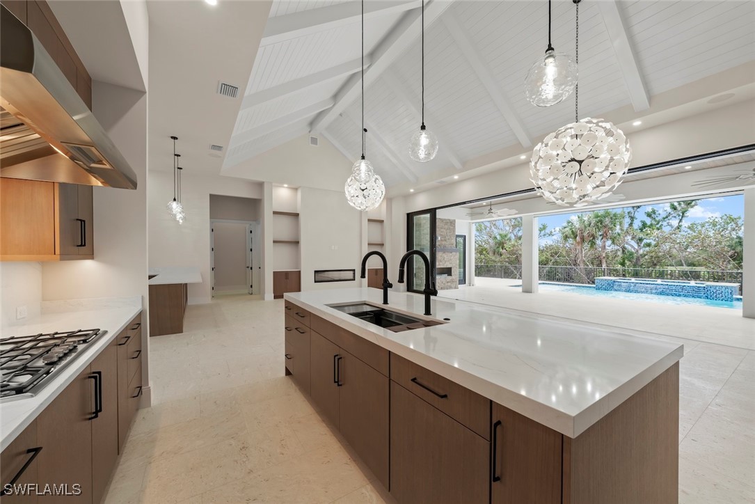 2319 Wulfert Road Sanibel, FL 33957 - Photo 14 of 49 Gallery Image 14