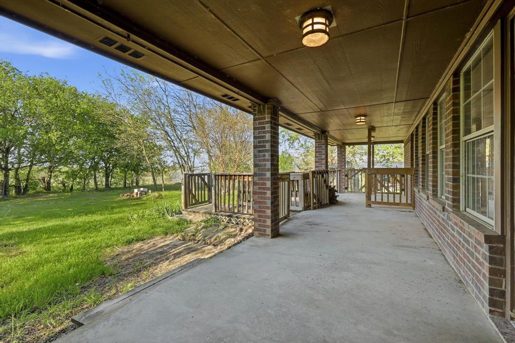 135 Private Road 2202 Decatur, TX 76234 - Photo 31 of 40 View of patio