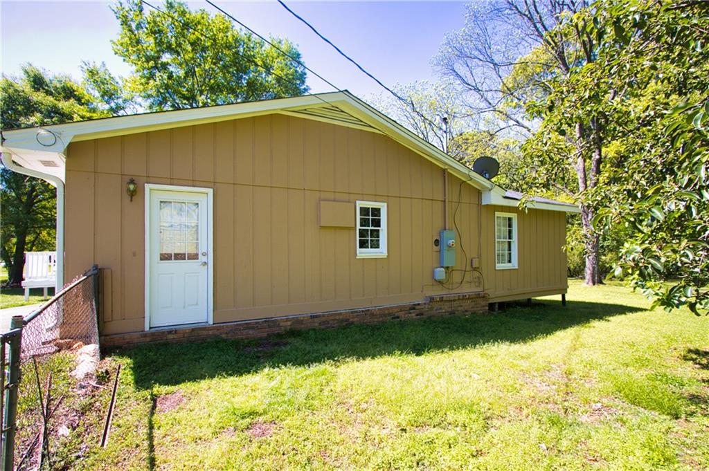 1835 North Road Snellville, GA 30078 - Photo 2 of 28