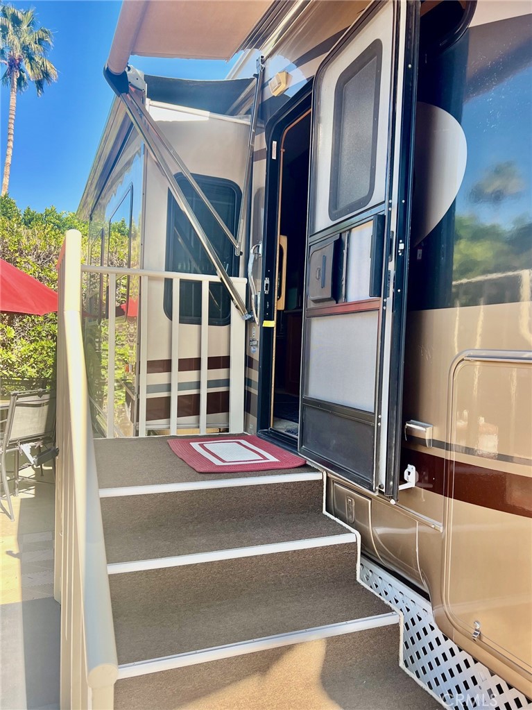 69411 Ramon Road, Unit 360 Cathedral City, CA 92234 - Photo 4 of 23 a view of front door and bedroom