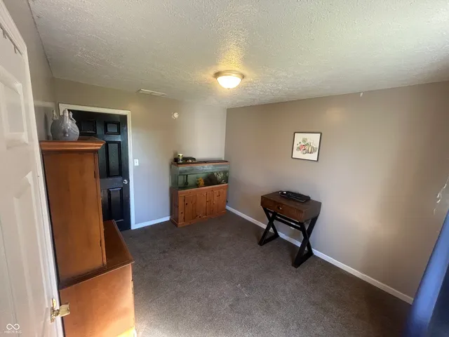 $210,000 | 929 South Grant Street, Martinsville, IN 46151