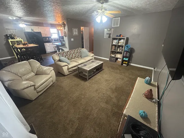 $210,000 | 929 South Grant Street, Martinsville, IN 46151