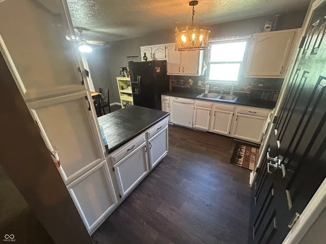 $210,000 | 929 South Grant Street, Martinsville, IN 46151