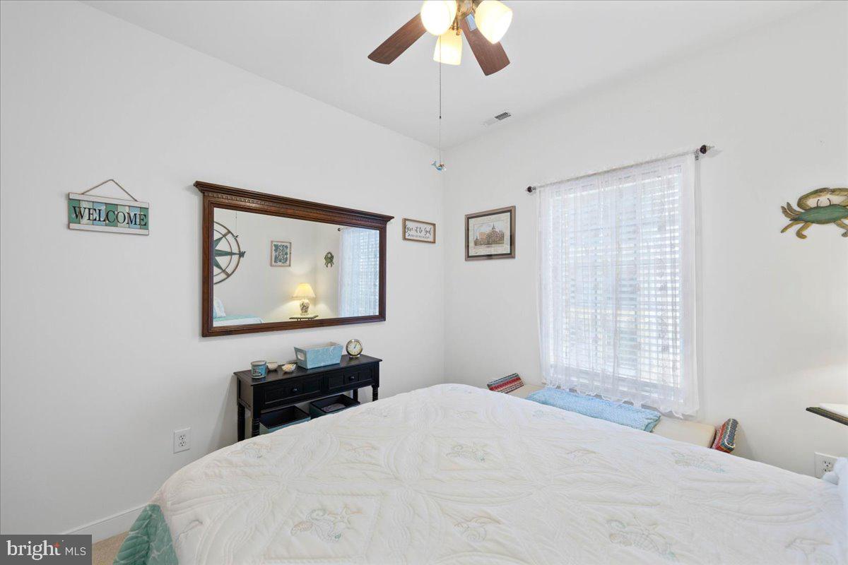 30611 Cedar Neck Road, Unit 2201 Ocean View, DE 19970 - Photo 20 of 60 Second bedroom