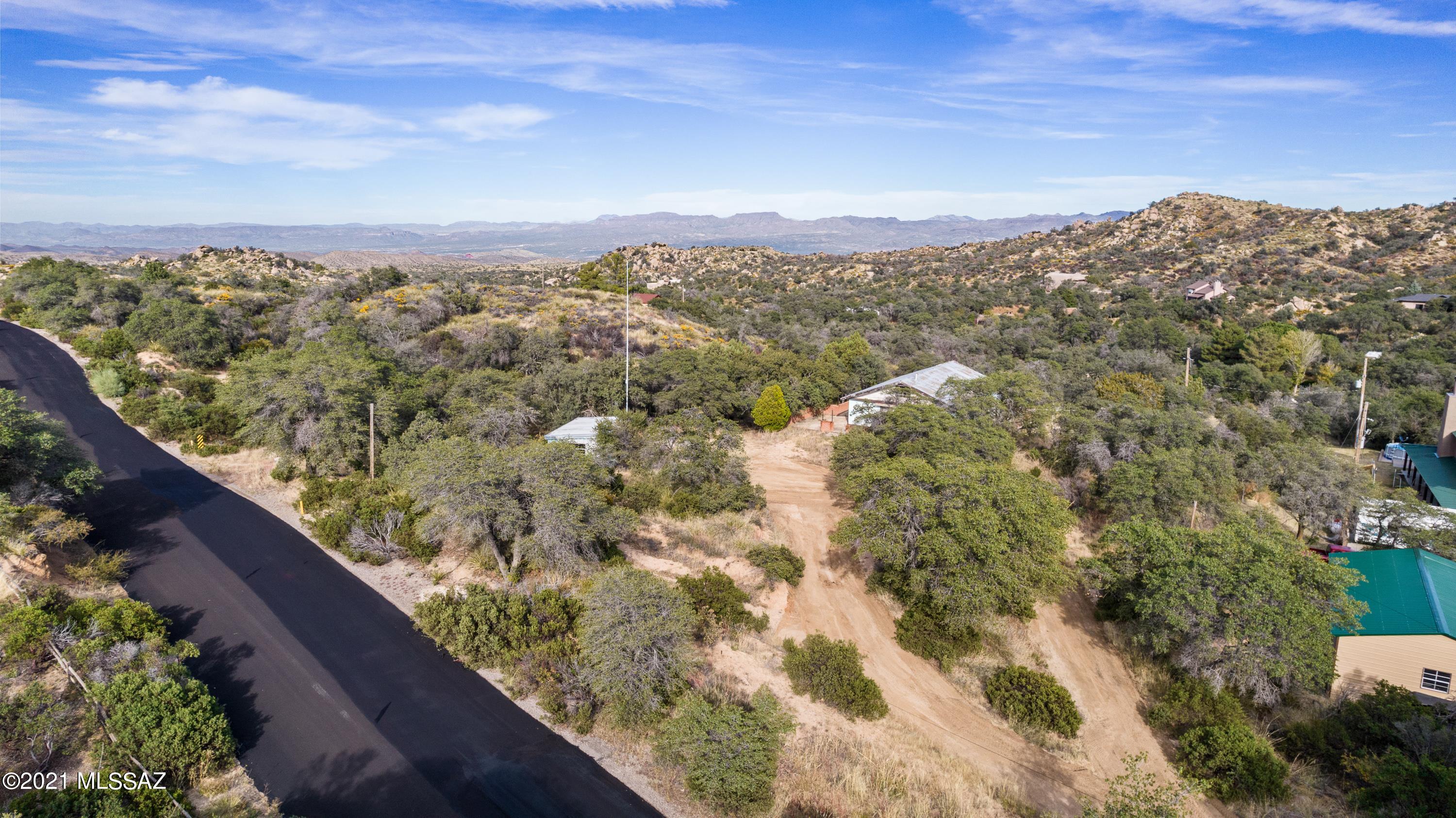 35 South Hobe Road Oracle, AZ 85623 - Photo 1 of 26