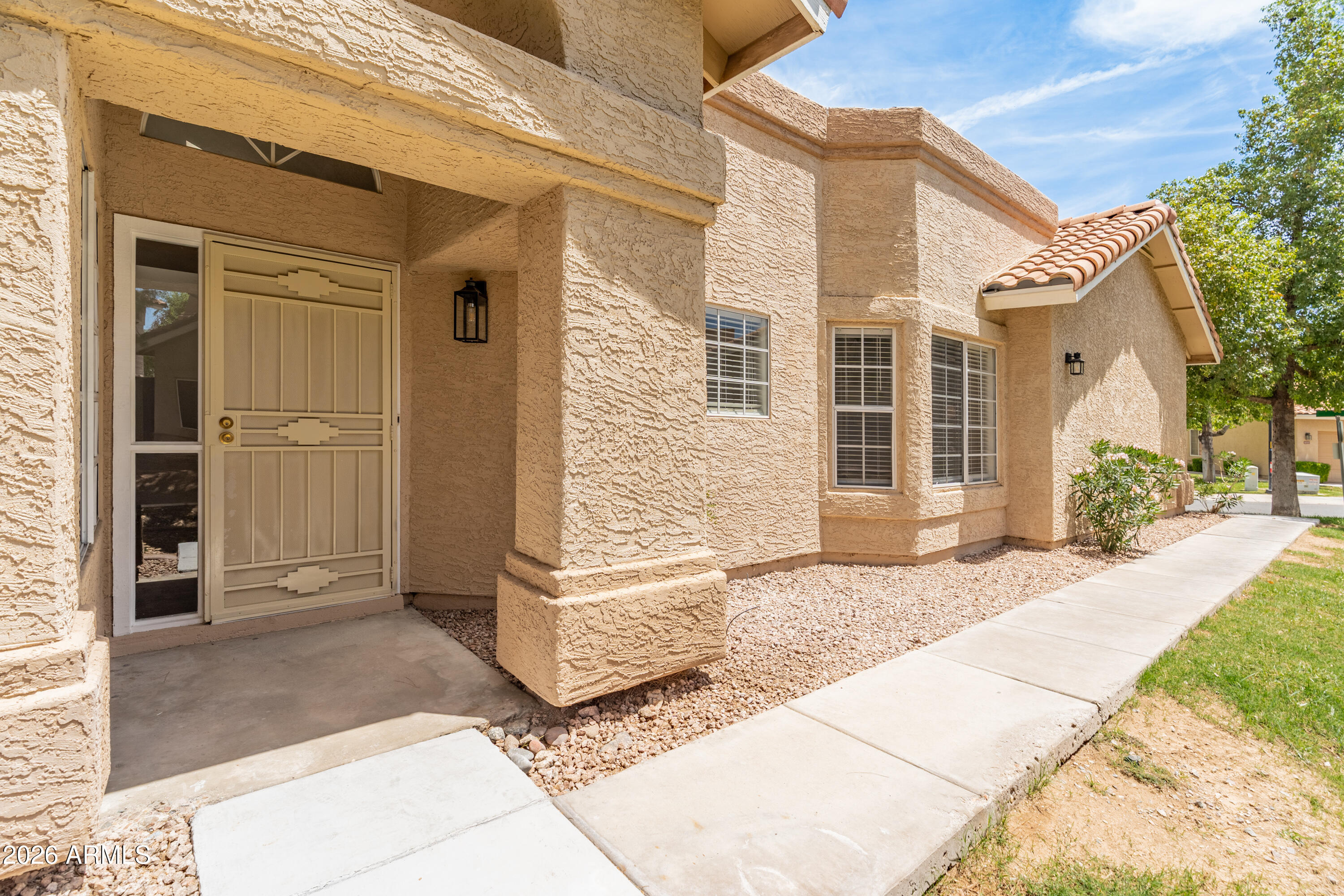 6736 South Wilson Street Tempe, AZ 85283 - Photo 4 of 29