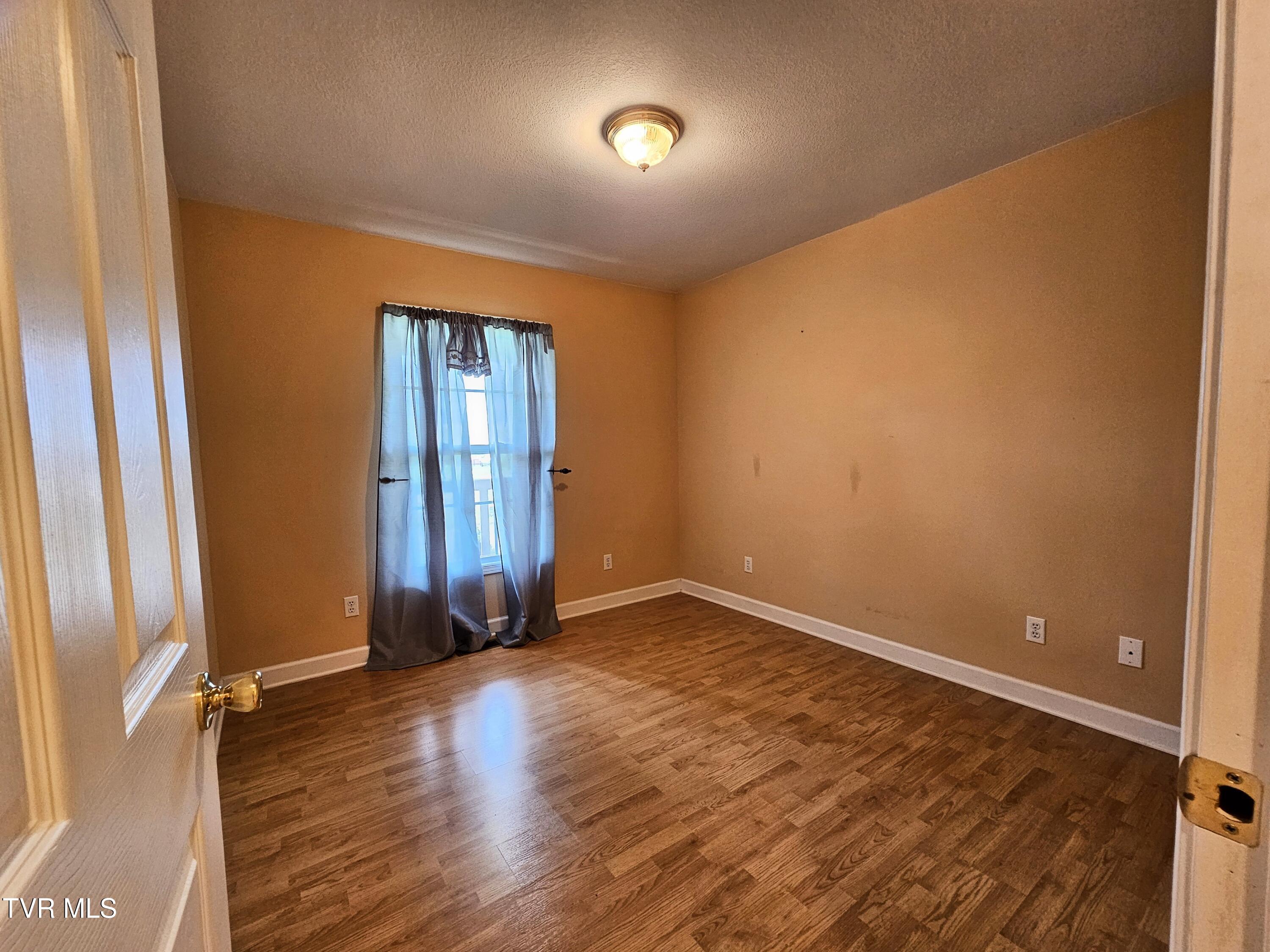 485 Ebenezer Loop Chuckey, TN 37641 - Photo 15 of 30 20250411_111409 1