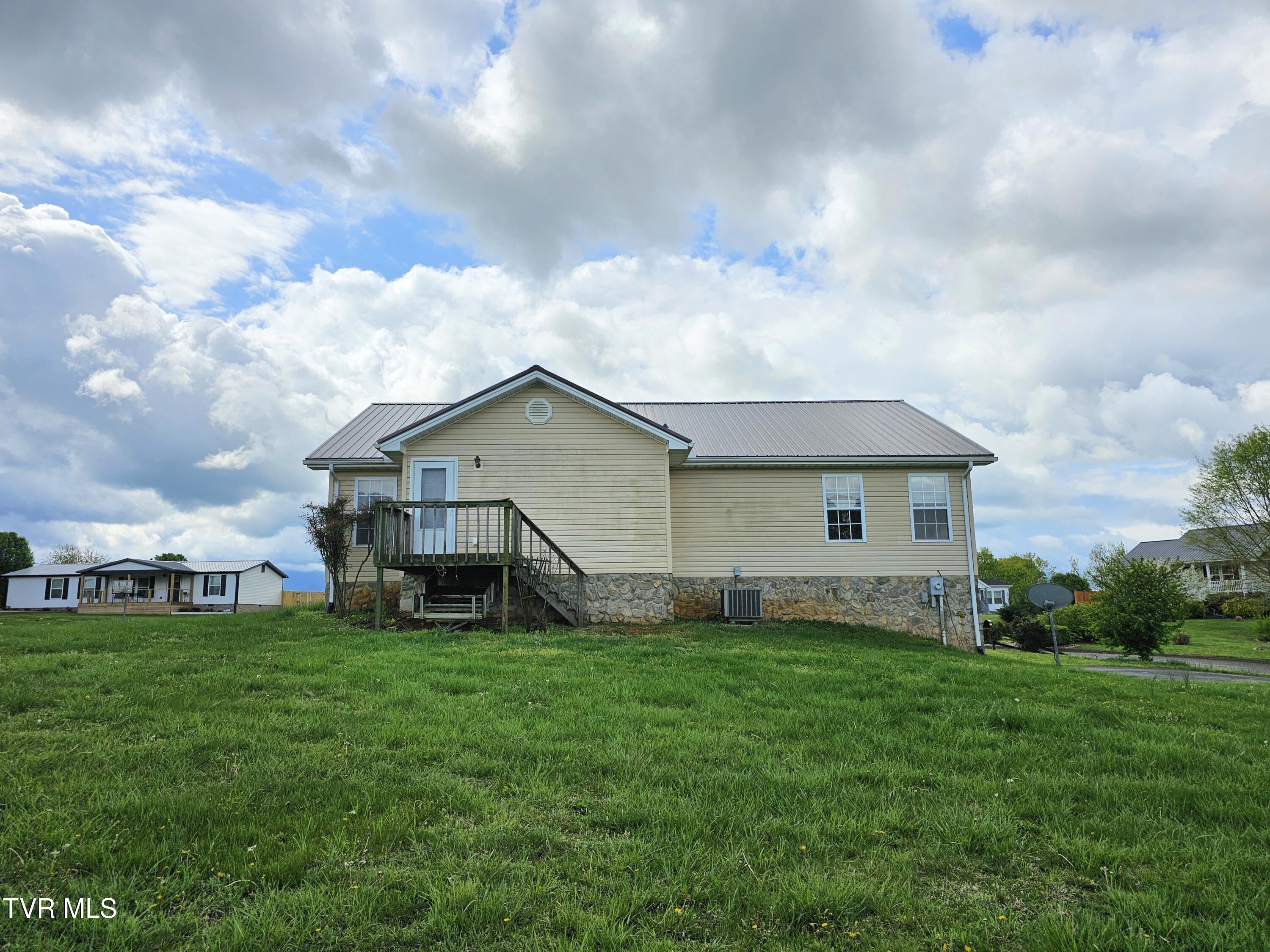 485 Ebenezer Loop Chuckey, TN 37641 - Photo 27 of 30 20250411_112243 1
